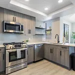 2Br Cozysuites At Kierland Commons With Pool #08
